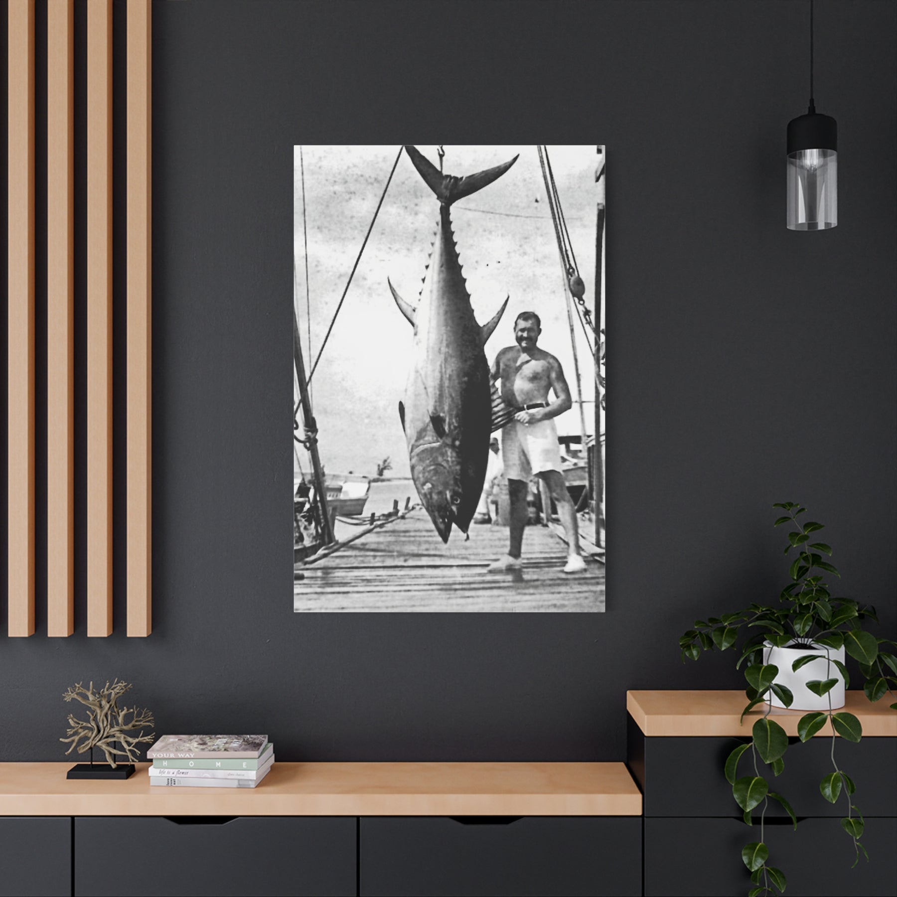 Hemmingway Canvas